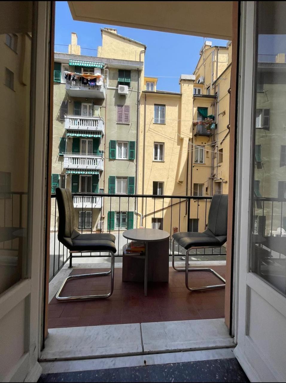 Molo Apartament Genoa Exterior photo